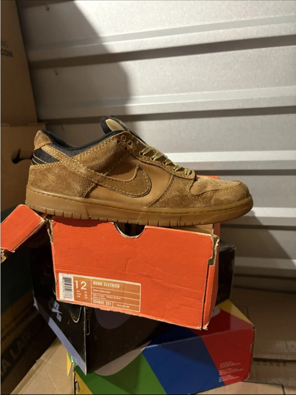 Nike Brown Suede Low-Top Sneaker gold low sb dunk
